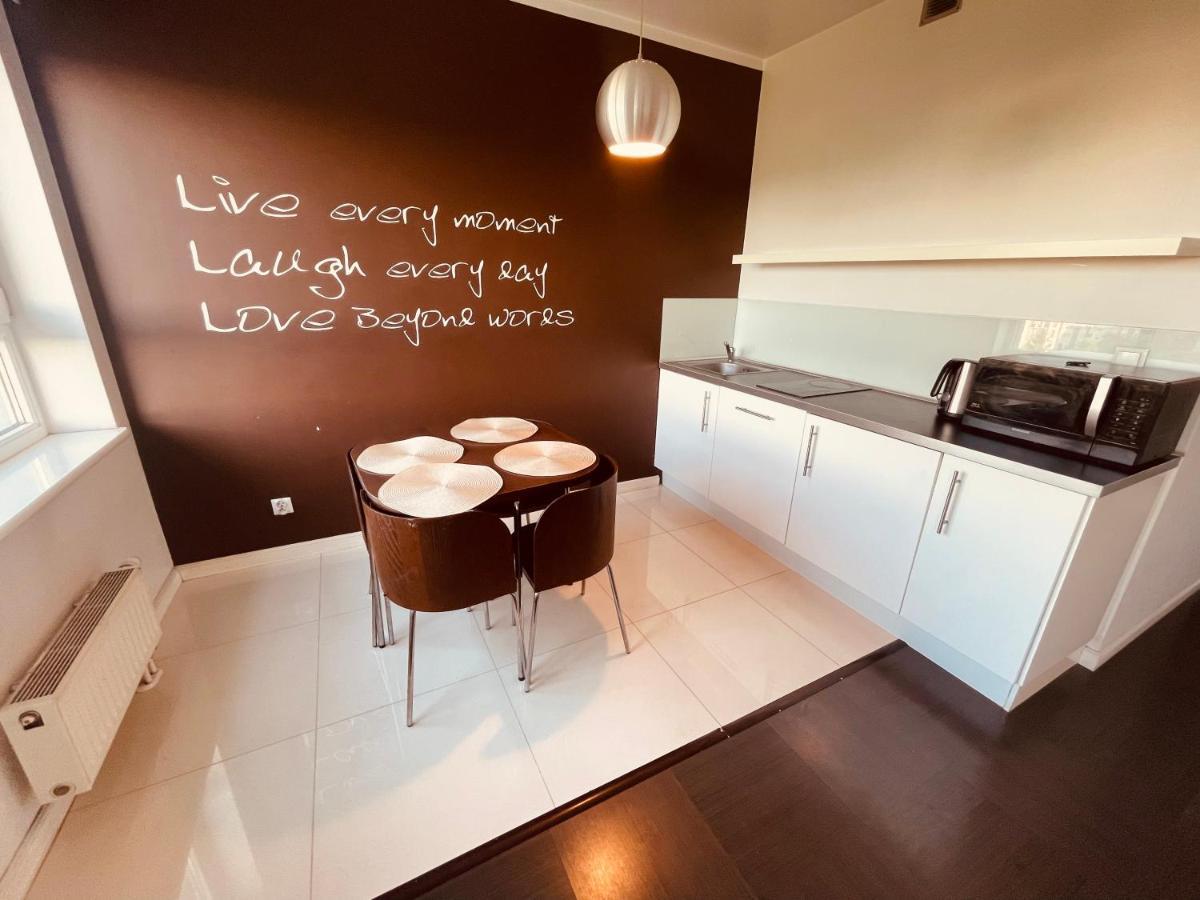 Apartamenty Ktw Debowe Tarasy Katovice Exteriér fotografie
