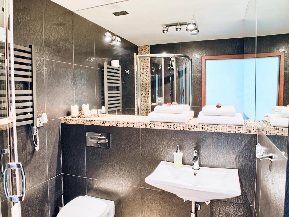 Apartamenty Ktw Debowe Tarasy Katovice Exteriér fotografie